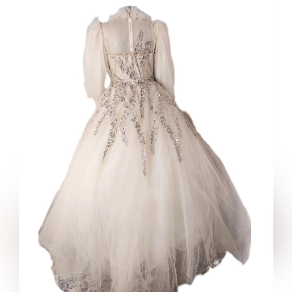 *$16,000 NEW OSCAR DE LA RENTA SILK TULLE GOLDEN FERN LEAF RUNWAY GOWN US S - Picture 9 of 16